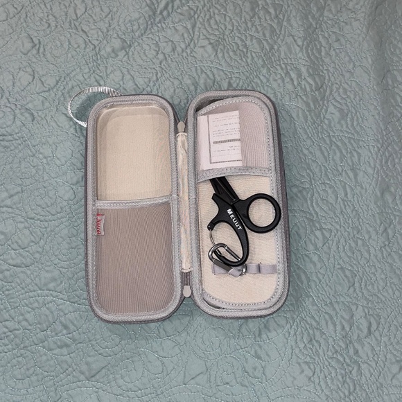 Littmann SE II 28” Stethoscope - Picture 4 of 4